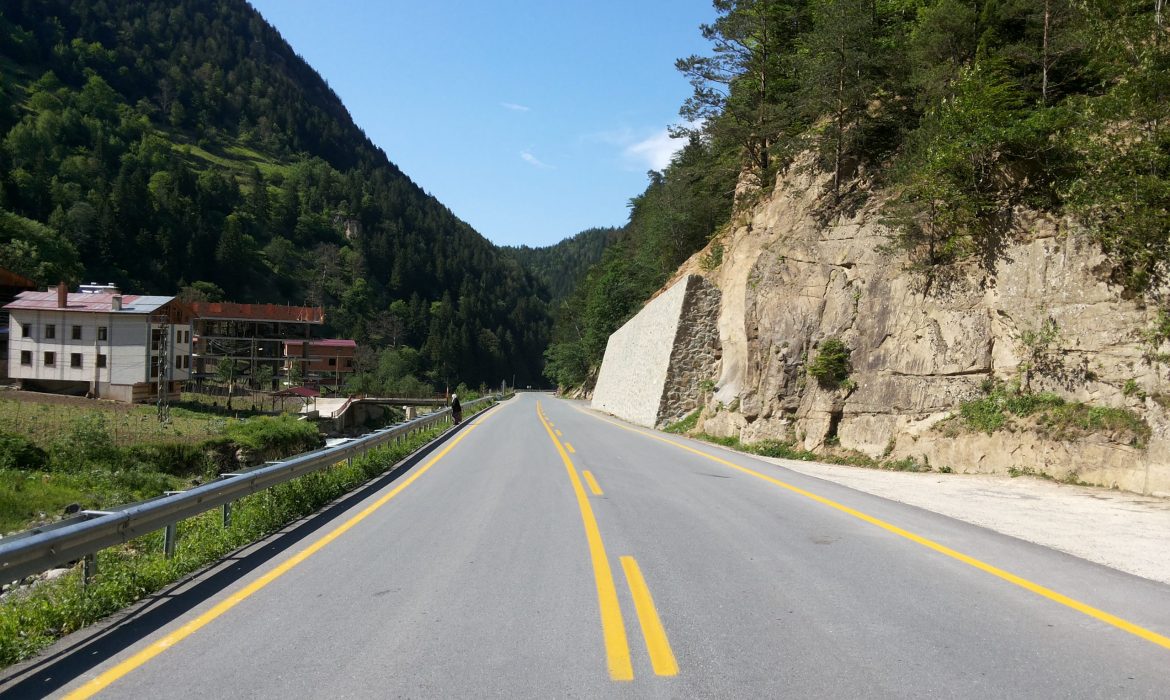 ÇAYKARA – UZUNGÖL YOL YAPIMI  ( İKMAL ) İŞİ