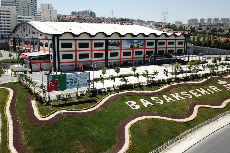 BAHÇEŞEHİR KAPALI PAZAR YERİ YAPILMASI