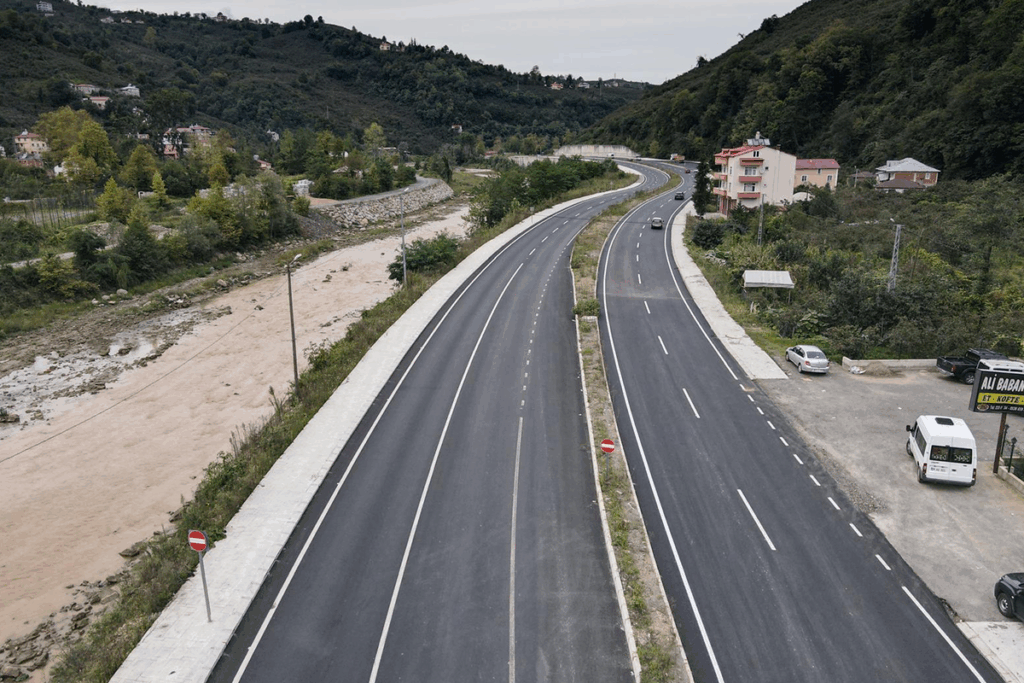 KÖPRÜ VE YOL YAPIMI PROJESİ