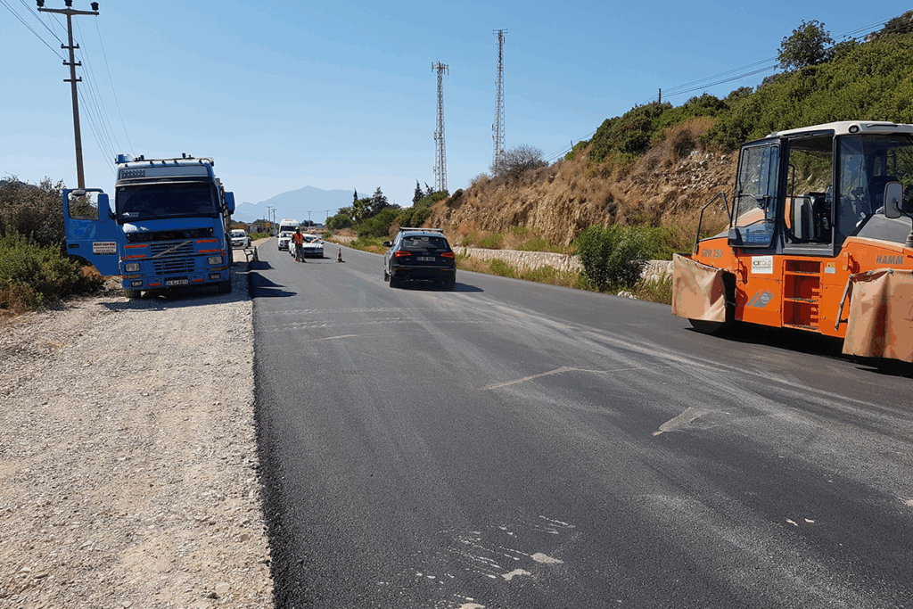 YOL YAPIM ONARIM VE DÜZENLEME İŞLERİ YOL YAPIM ONARIM VE DÜZENLEME İŞLERİ